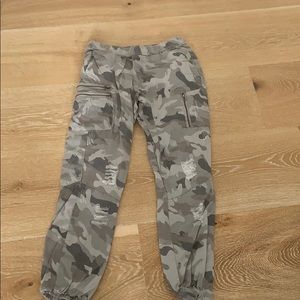 girls cargo pants very comfy